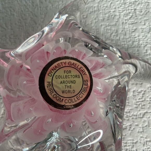Pink Starfish Glass Dynasty Gallery Paperweight  Figurine Handmade Sealife - Picture 9 of 13